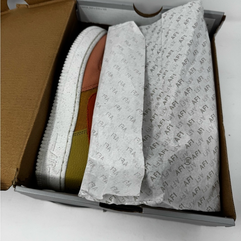 Air Force 1 Low '07 LV8 Next Nature 'Sun Club Multi' size 4.5Y - Picture 15 of 16